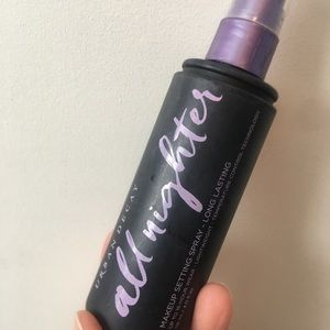 Gently used urban decay setting spray
